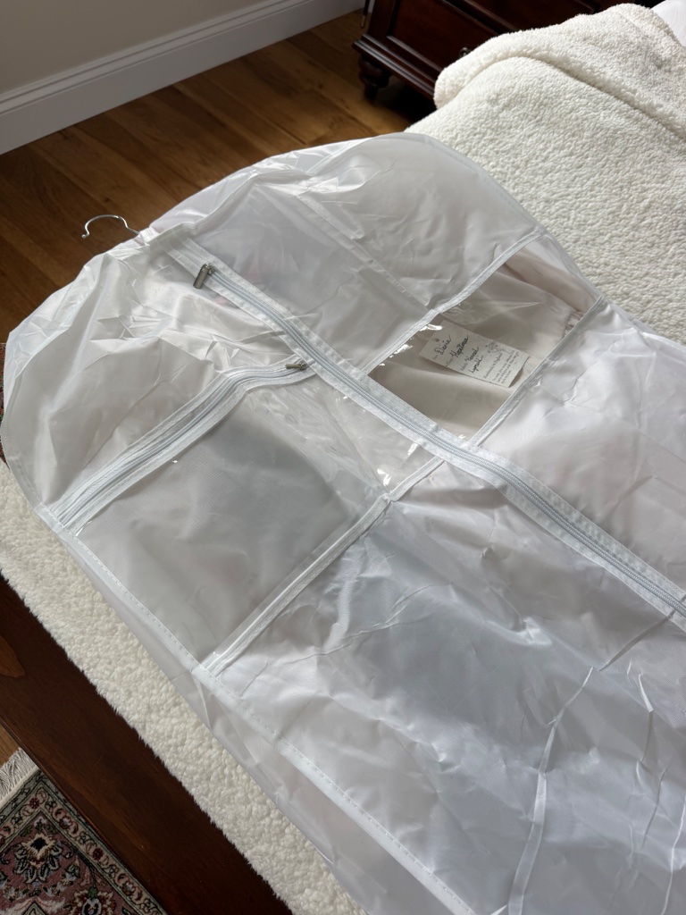 The Roofer’s Granddaughter Wedding / Ceremony Dress Size Uk 12 / Us 8 — image 8 of 8